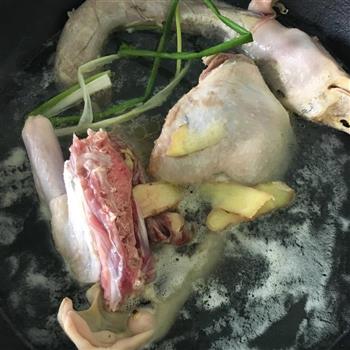 虫草老鸭汤怎么做，虫草老鸭汤怎么做好吃，虫草老鸭汤做法