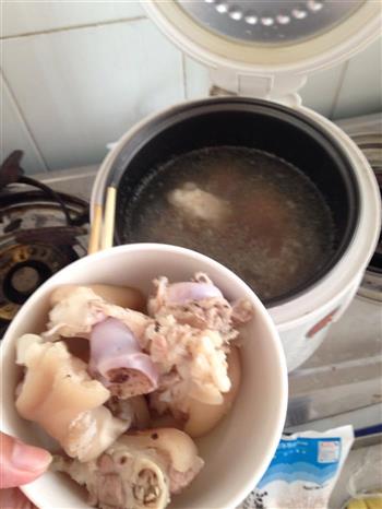 电饭煲版-山药猪脚汤怎么做，电饭煲版-山药猪脚汤怎么做好吃，电饭煲版-山药猪脚汤做法