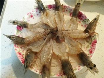 粉丝蒜蓉蒸虾怎么做，粉丝蒜蓉蒸虾怎么做好吃，粉丝蒜蓉蒸虾做法