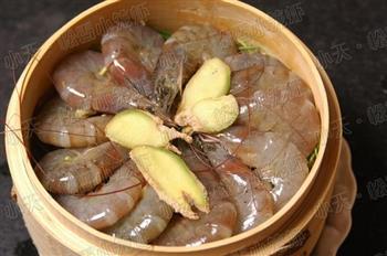 松香小笼虾怎么做，松香小笼虾怎么做好吃，松香小笼虾做法