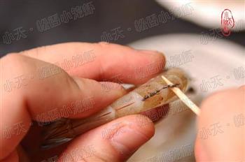 松香小笼虾怎么做，松香小笼虾怎么做好吃，松香小笼虾做法