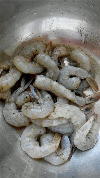 油炸虾排怎么做，油炸虾排怎么做好吃，油炸虾排做法