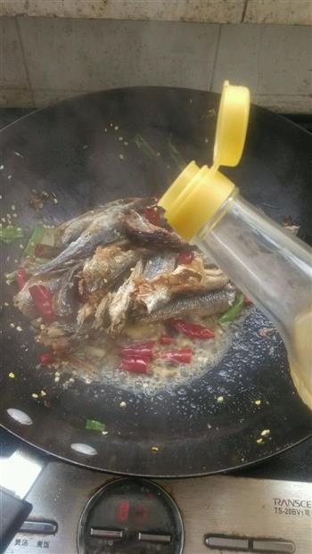 鱼烩豆腐怎么做，鱼烩豆腐怎么做好吃，鱼烩豆腐做法