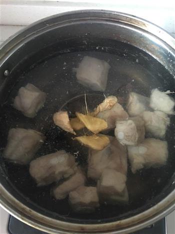 薏米枸杞小排靓汤怎么做，薏米枸杞小排靓汤怎么做好吃，薏米枸杞小排靓汤做法