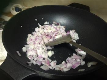 法式牛肉洋葱汤怎么做，法式牛肉洋葱汤怎么做好吃，法式牛肉洋葱汤做法