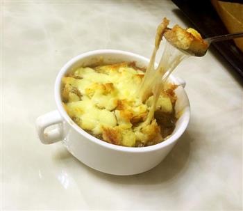 法式牛肉洋葱汤怎么做，法式牛肉洋葱汤怎么做好吃，法式牛肉洋葱汤做法