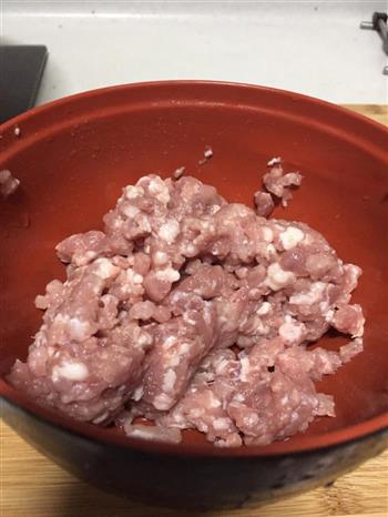 冬瓜汽锅肉丸汤怎么做，冬瓜汽锅肉丸汤怎么做好吃，冬瓜汽锅肉丸汤做法