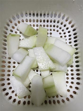 冬瓜汽锅肉丸汤怎么做，冬瓜汽锅肉丸汤怎么做好吃，冬瓜汽锅肉丸汤做法