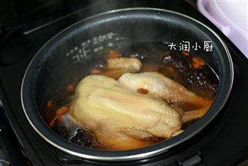 元气柴火靓鸡汤怎么做，元气柴火靓鸡汤怎么做好吃，元气柴火靓鸡汤做法