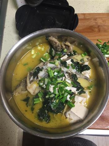鲜嫩黄鸭叫煮豆腐怎么做，鲜嫩黄鸭叫煮豆腐怎么做好吃，鲜嫩黄鸭叫煮豆腐做法