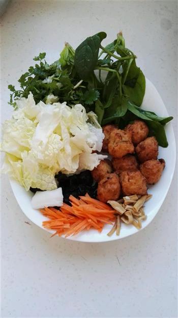 砂锅珍珠翡翠丸子汤怎么做，砂锅珍珠翡翠丸子汤怎么做好吃，砂锅珍珠翡翠丸子汤做法