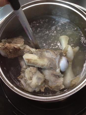 羊肉汤家常做法怎么做，羊肉汤家常做法怎么做好吃，羊肉汤家常做法做法