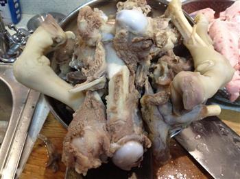 羊肉汤家常做法怎么做，羊肉汤家常做法怎么做好吃，羊肉汤家常做法做法
