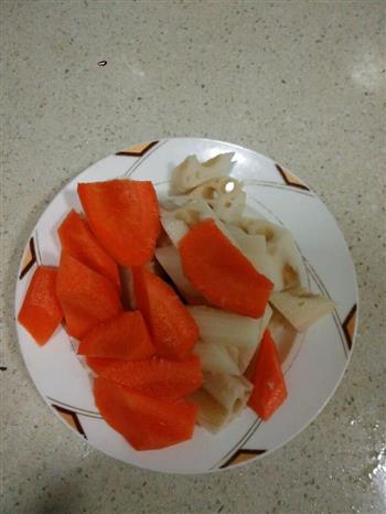 胡萝卜莲藕排骨汤怎么做,胡萝卜莲藕排骨汤怎么做好吃,胡萝卜莲藕排骨汤做法 胡萝卜莲藕排骨汤怎么做,胡萝卜莲藕排骨汤怎么做好吃,胡萝卜莲藕排骨汤做法