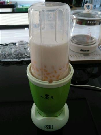 奶油玉米蘑菇汤怎么做，奶油玉米蘑菇汤怎么做好吃，奶油玉米蘑菇汤做法