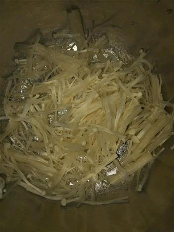 金针菇蛋汤怎么做，金针菇蛋汤怎么做好吃，金针菇蛋汤做法