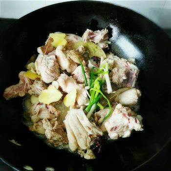滋补炖鸭汤怎么做，滋补炖鸭汤怎么做好吃，滋补炖鸭汤做法