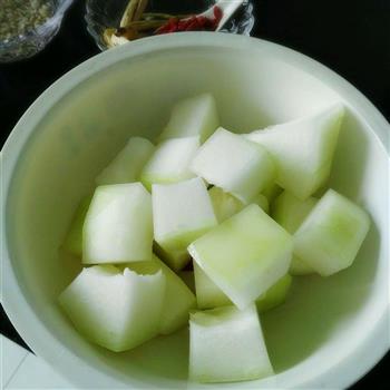 滋补炖鸭汤怎么做，滋补炖鸭汤怎么做好吃，滋补炖鸭汤做法