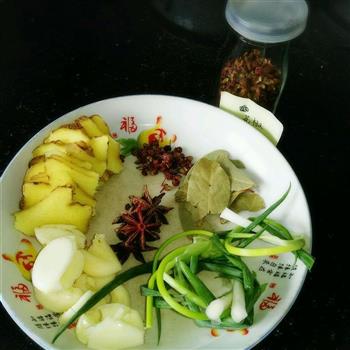 滋补炖鸭汤怎么做，滋补炖鸭汤怎么做好吃，滋补炖鸭汤做法