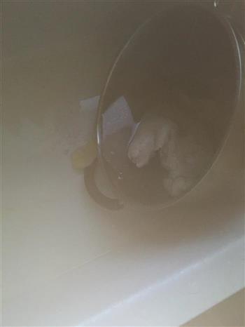 莲子猪肚怎么做，莲子猪肚怎么做好吃，莲子猪肚做法