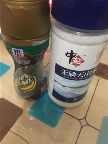 莲子猪肚怎么做，莲子猪肚怎么做好吃，莲子猪肚做法