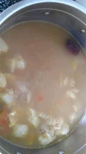 西红柿土豆牛腩汤怎么做，西红柿土豆牛腩汤怎么做好吃，西红柿土豆牛腩汤做法