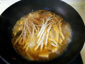 泡菜豆腐酱汤怎么做，泡菜豆腐酱汤怎么做好吃，泡菜豆腐酱汤做法