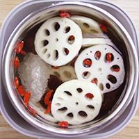 枸杞蜜枣莲藕汤怎么做，枸杞蜜枣莲藕汤怎么做好吃，枸杞蜜枣莲藕汤做法