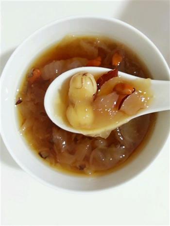 红糖莲子银耳汤怎么做，红糖莲子银耳汤怎么做好吃，红糖莲子银耳汤做法