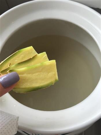 椰子水炖鸡怎么做，椰子水炖鸡怎么做好吃，椰子水炖鸡做法
