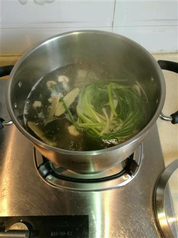 冬瓜虾仁海带排骨汤怎么做，冬瓜虾仁海带排骨汤怎么做好吃，冬瓜虾仁海带排骨汤做法