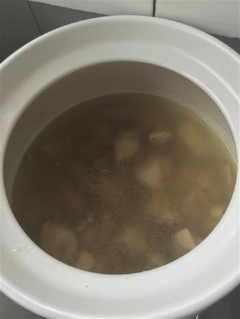 椰子水炖鸡怎么做，椰子水炖鸡怎么做好吃，椰子水炖鸡做法