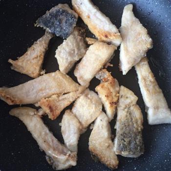 茄汁蒜香鱼块怎么做,茄汁蒜香鱼块怎么做好吃,茄汁蒜香鱼块做法 茄汁蒜香鱼块怎么做,茄汁蒜香鱼块怎么做好吃,茄汁蒜香鱼块做法