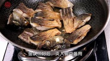 青椒焖鱼怎么做,青椒焖鱼怎么做好吃,青椒焖鱼做法 青椒焖鱼怎么做,青椒焖鱼怎么做好吃,青椒焖鱼做法