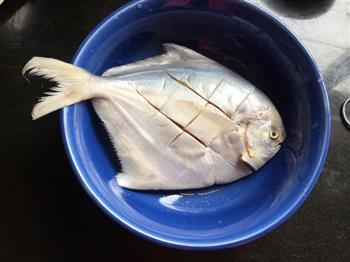 鲳鱼蒸咸蛋怎么做,鲳鱼蒸咸蛋怎么做好吃,鲳鱼蒸咸蛋做法 鲳鱼蒸咸蛋怎么做,鲳鱼蒸咸蛋怎么做好吃,鲳鱼蒸咸蛋做法