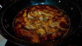 啤酒焖酥鱼怎么做，啤酒焖酥鱼怎么做好吃，啤酒焖酥鱼做法