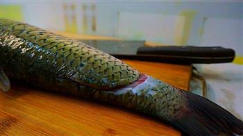 啤酒焖酥鱼怎么做，啤酒焖酥鱼怎么做好吃，啤酒焖酥鱼做法