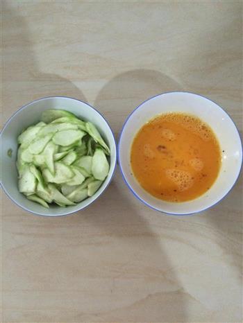 鸡蛋丝瓜汤怎么做，鸡蛋丝瓜汤怎么做好吃，鸡蛋丝瓜汤做法