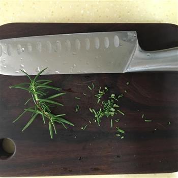 迷迭香香煎鳕鱼-曹妈妈怎么做，迷迭香香煎鳕鱼-曹妈妈怎么做好吃，迷迭香香煎鳕鱼-曹妈妈做法