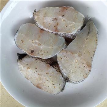 迷迭香香煎鳕鱼-曹妈妈怎么做，迷迭香香煎鳕鱼-曹妈妈怎么做好吃，迷迭香香煎鳕鱼-曹妈妈做法