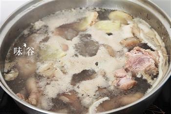 黄豆猪蹄汤-滋补可以如此简单怎么做，黄豆猪蹄汤-滋补可以如此简单怎么做好吃，黄豆猪蹄汤-滋补可以如此简单做法