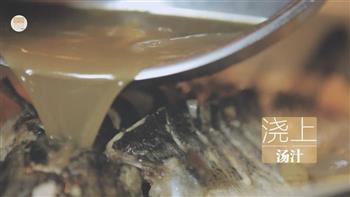 金灿灿的小烤鱼怎么做，金灿灿的小烤鱼怎么做好吃，金灿灿的小烤鱼做法