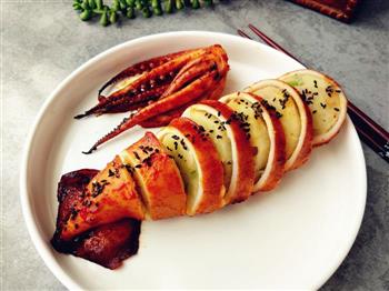 香辣鱿鱼烤土豆泥怎么做，香辣鱿鱼烤土豆泥怎么做好吃，香辣鱿鱼烤土豆泥做法