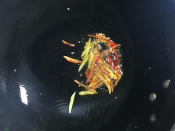 萝卜丝炒河虾怎么做，萝卜丝炒河虾怎么做好吃，萝卜丝炒河虾做法