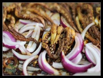 香辣孜然烤鱿鱼须怎么做,香辣孜然烤鱿鱼须怎么做好吃,香辣孜然烤鱿鱼须做法 香辣孜然烤鱿鱼须怎么做,香辣孜然烤鱿鱼须怎么做好吃,香辣孜然烤鱿鱼须做法