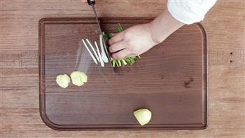 银鱼跑蛋怎么做，银鱼跑蛋怎么做好吃，银鱼跑蛋做法