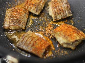 香辣带鱼怎么做，香辣带鱼怎么做好吃，香辣带鱼做法