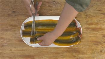 鳝鱼二回头怎么做，鳝鱼二回头怎么做好吃，鳝鱼二回头做法