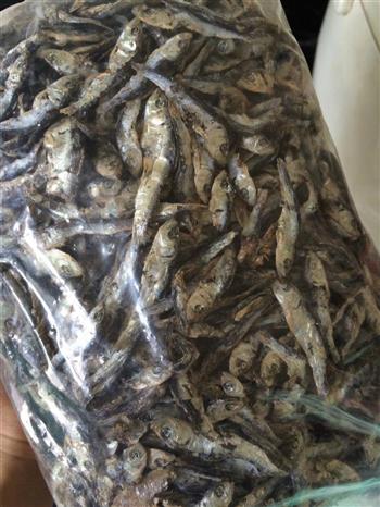 洋葱爆炒小鱼干怎么做,洋葱爆炒小鱼干怎么做好吃,洋葱爆炒小鱼干做法 洋葱爆炒小鱼干怎么做,洋葱爆炒小鱼干怎么做好吃,洋葱爆炒小鱼干做法