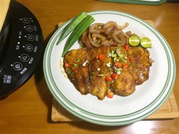 红酒香煎龙利鱼怎么做,红酒香煎龙利鱼怎么做好吃,红酒香煎龙利鱼做法 红酒香煎龙利鱼怎么做,红酒香煎龙利鱼怎么做好吃,红酒香煎龙利鱼做法